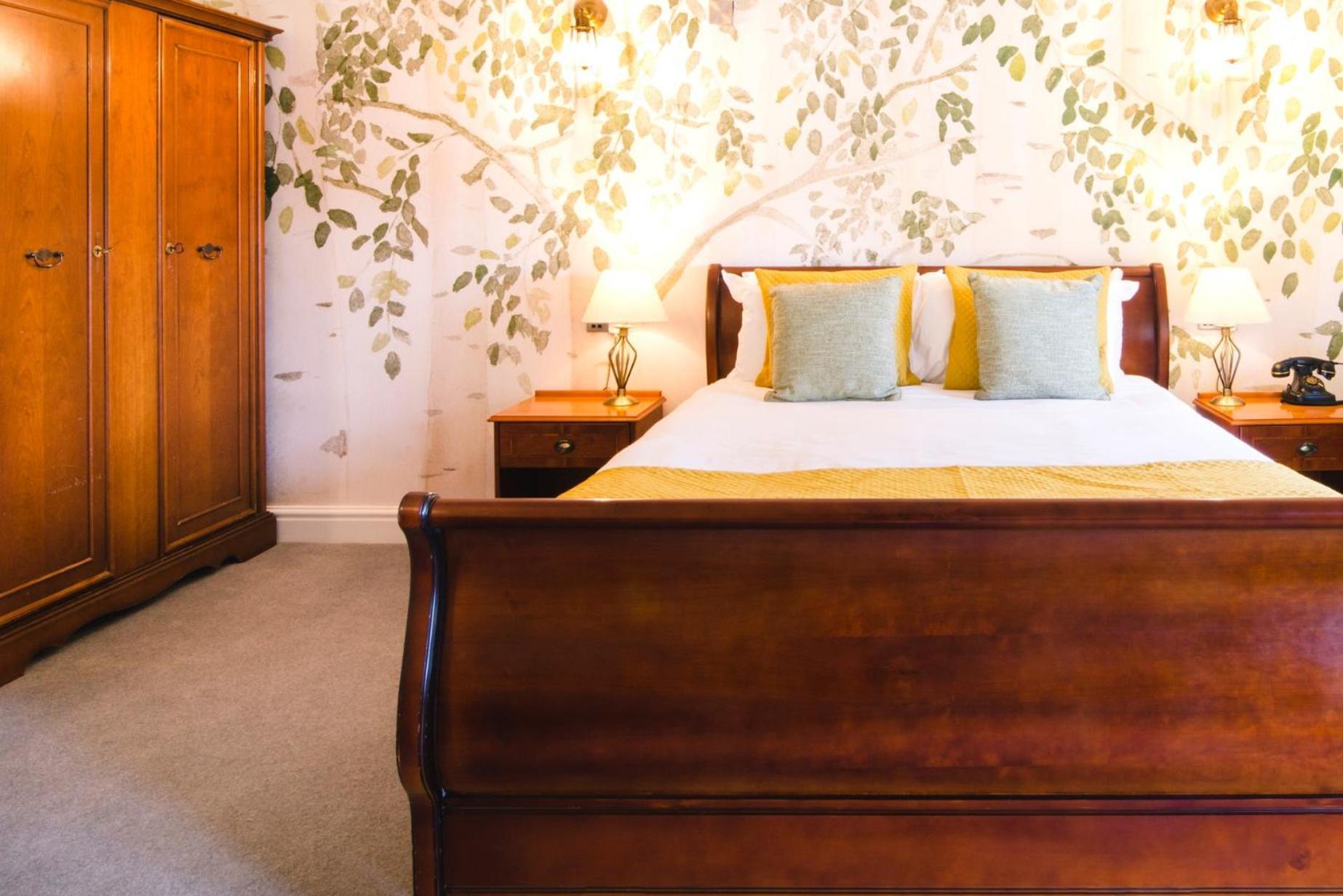 Cricklade House Hotel, Sure Hotel Collection By Best Western Екстериор снимка