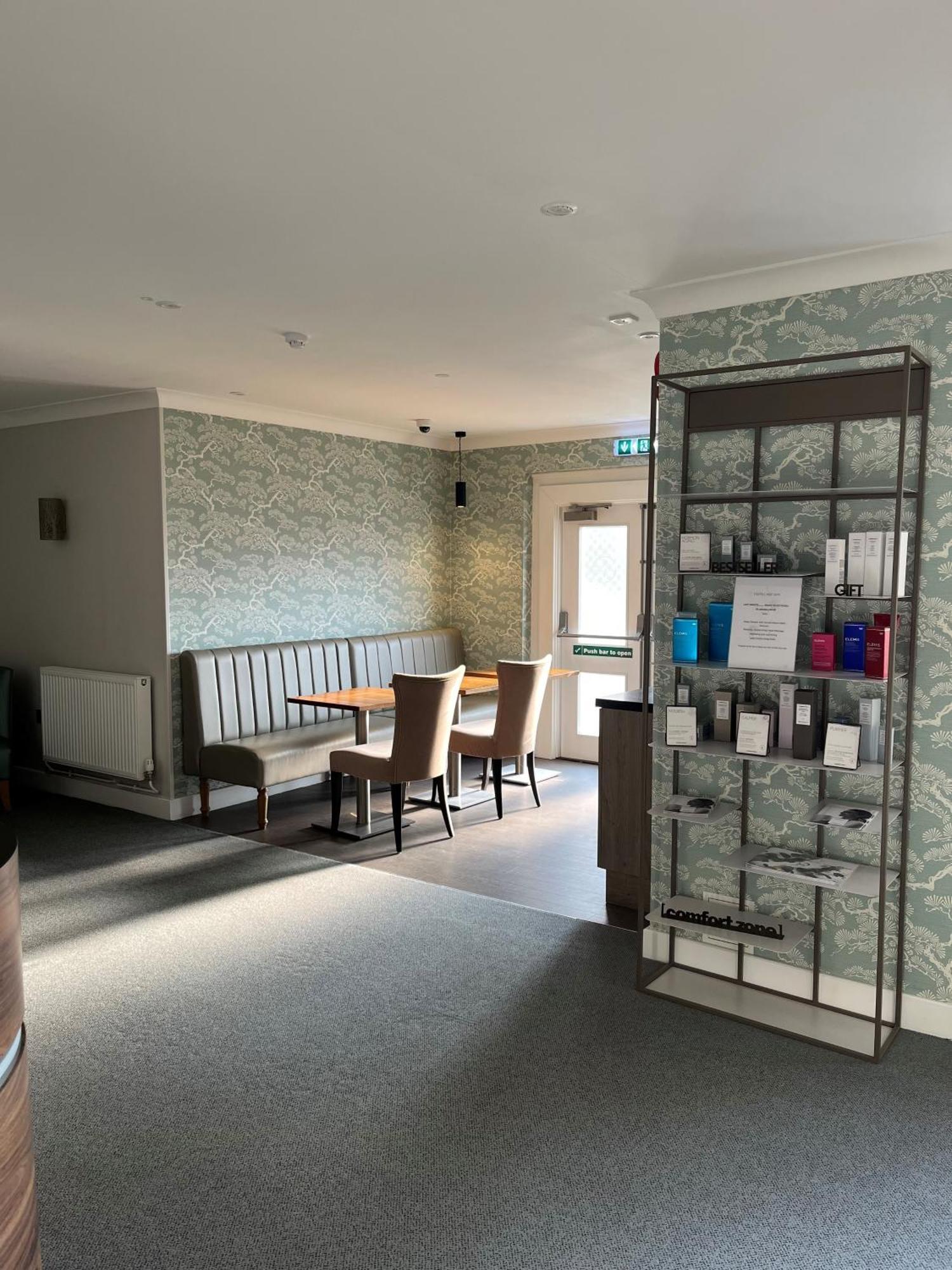 Cricklade House Hotel, Sure Hotel Collection By Best Western Екстериор снимка